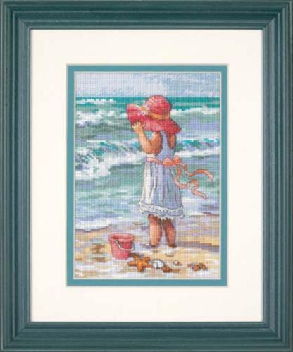 65078 Набір для вишивання хрестиком DIMENSIONS Girl at the Beach "Дівчинка на березі" | інтернет-магазин 'Елена-Рукоделие'