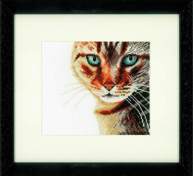pn-0021202 набор для вышивки крестом lanarte cat close-up "кот вблизи" | интернет-магазин Елена-Рукоделие
