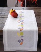 pn-0148307 набор для вышивания гладью (дорожка на стол) vervaco colourful leaves "разноцветные листья" | интернет-магазин Елена-Рукоделие