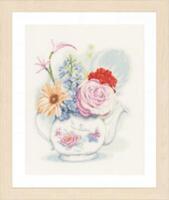 PN-0155692 Набір для вишивки хрестом LanArte Flowers in Teapot "Квіти у заварнику" | інтернет-магазин 'Елена-Рукоделие'