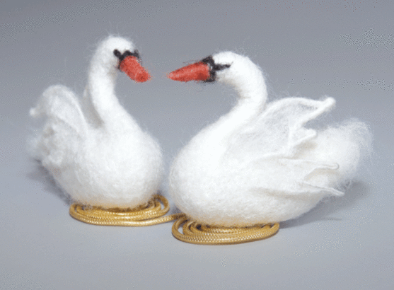 Набір для валяння іграшок Чарівна Мить В-167 "Білі лебеді" | інтернет-магазин 'Елена-Рукоделие'