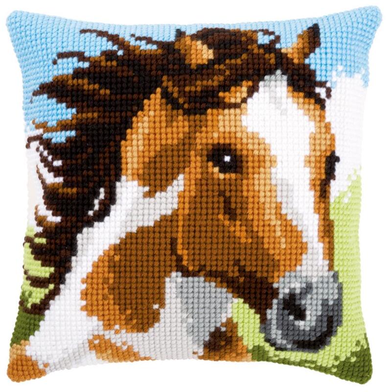 PN-0151037 Набір для вишивання хрестом (подушка) Vervaco Fiery stallion "Вогняний жеребець" | інтернет-магазин 'Елена-Рукоделие'