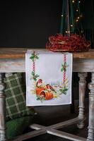 pn-0147403 набор для вышивания крестом (дорожка на стол) vervaco robins in winter "снигири зимой" | интернет-магазин Елена-Рукоделие